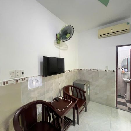 Khach San Doan Gia Aparthotel Ho Chi Minh City Bagian luar foto